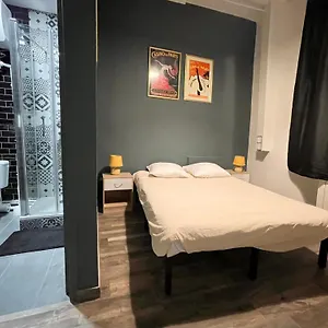 Le Globe Albergue