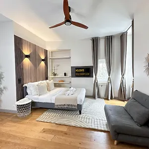 Orsay - Amazing Location - 2063 Parigi